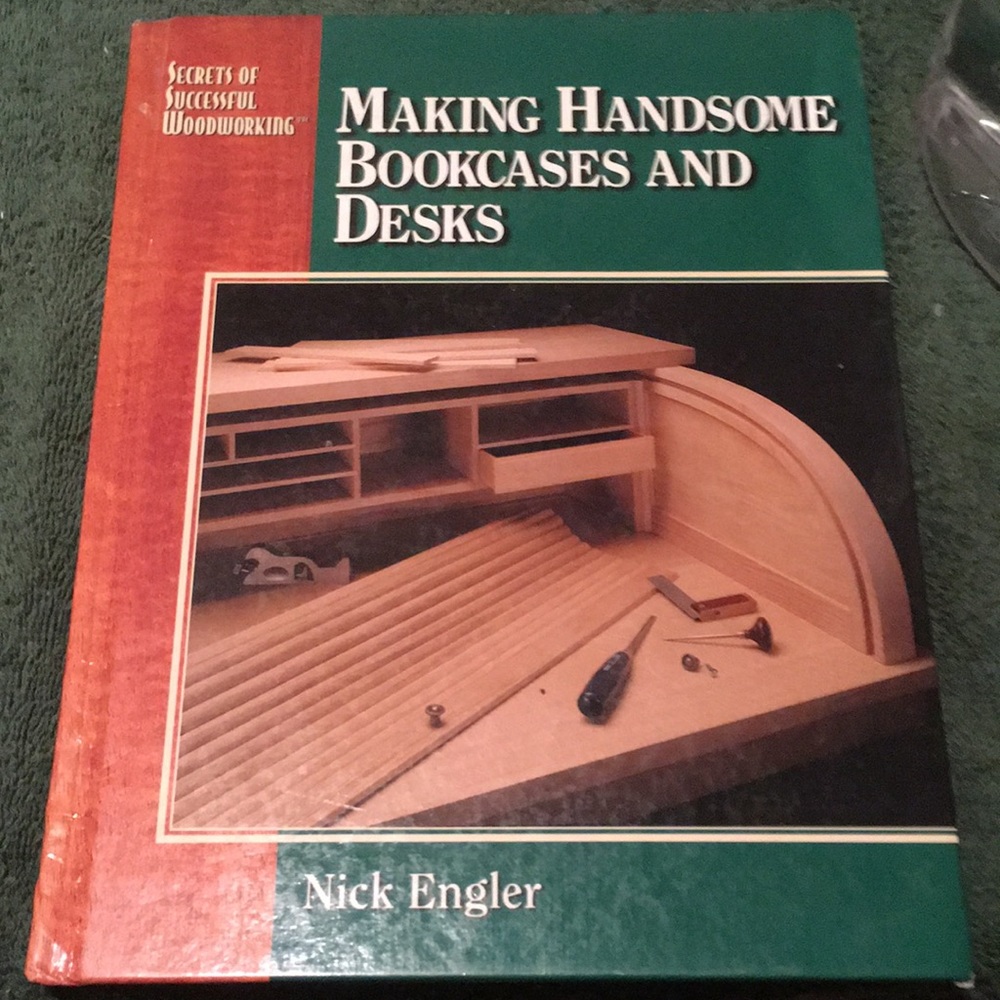 “Making Handsome Bookcases & Desks, Hardcover book